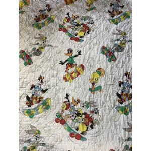Vintage 1988 Looney Tunes bedspread Comforter Blanket Bugs Bunny Skateboard